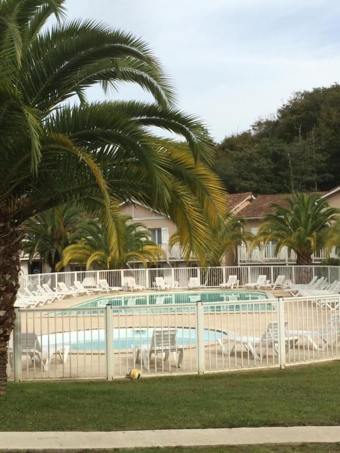 ANGLET- BIARRITZ T3 dans résidence avec piscine Extérieur photo