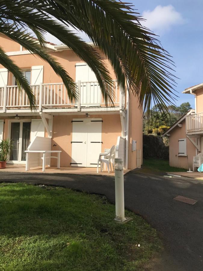 ANGLET- BIARRITZ T3 dans résidence avec piscine Extérieur photo